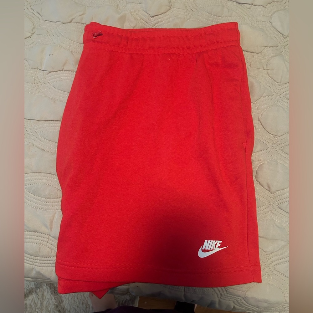 Nike; 3xl; red
